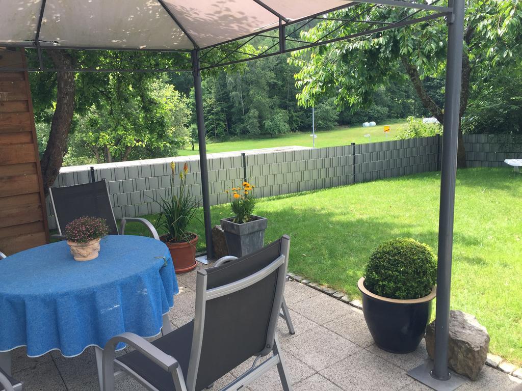 Pension-Ferienwohnung Liesbachtal Direkt Am Waldrand Bayerische Rhoen 쇼나우엔더브렌드 외부 사진